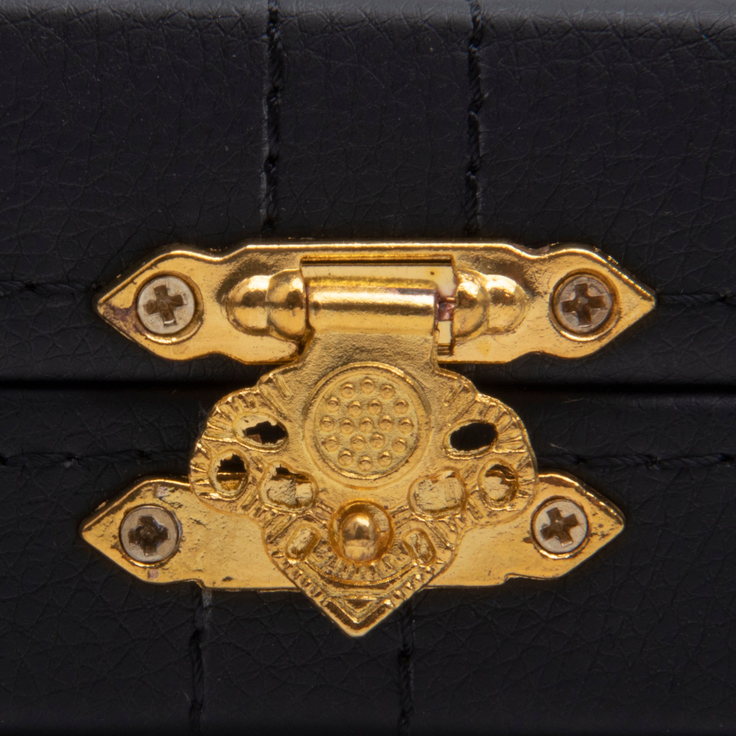 Supreme CD/DVD Folio with Leatherette Box