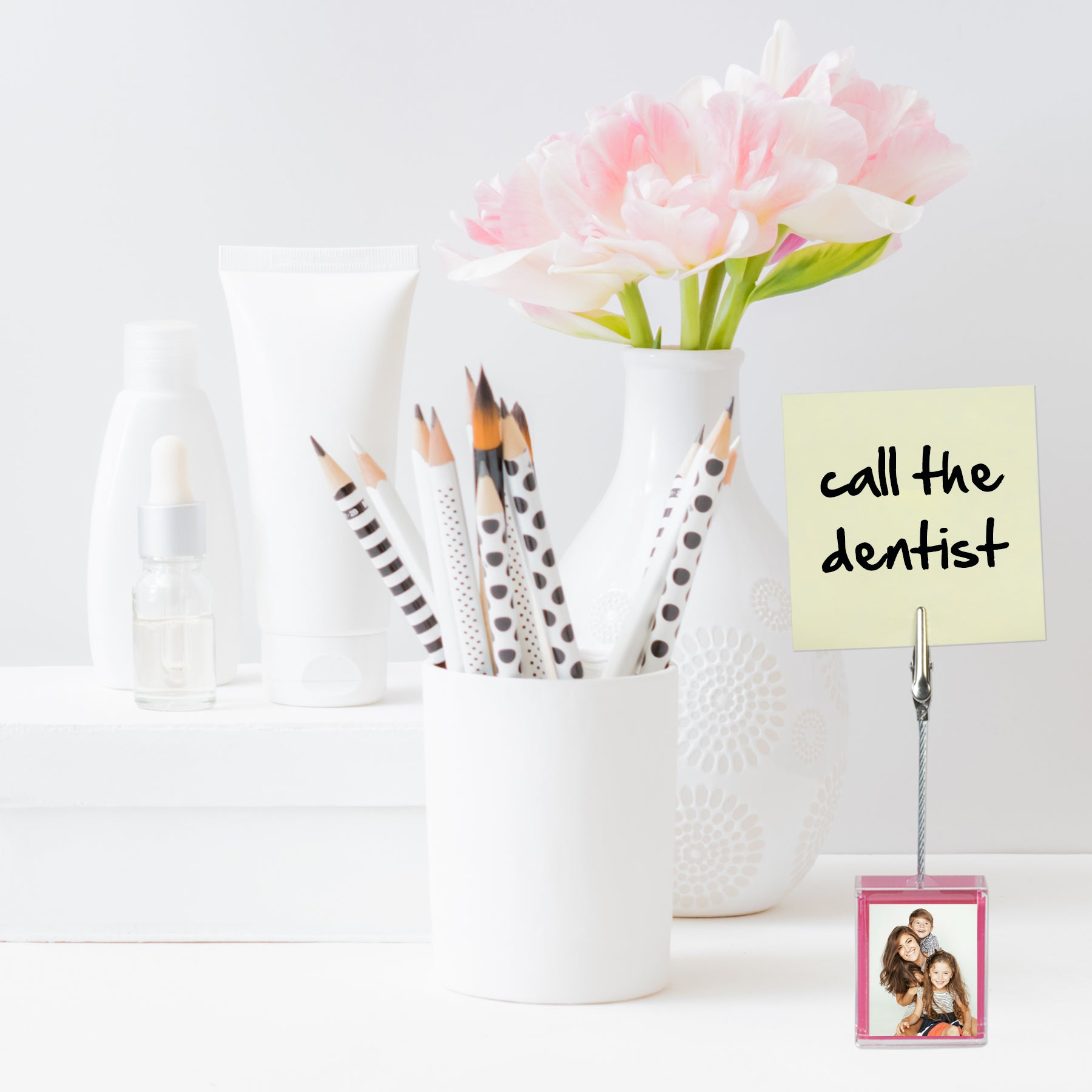 Pink Photo Cube Clip