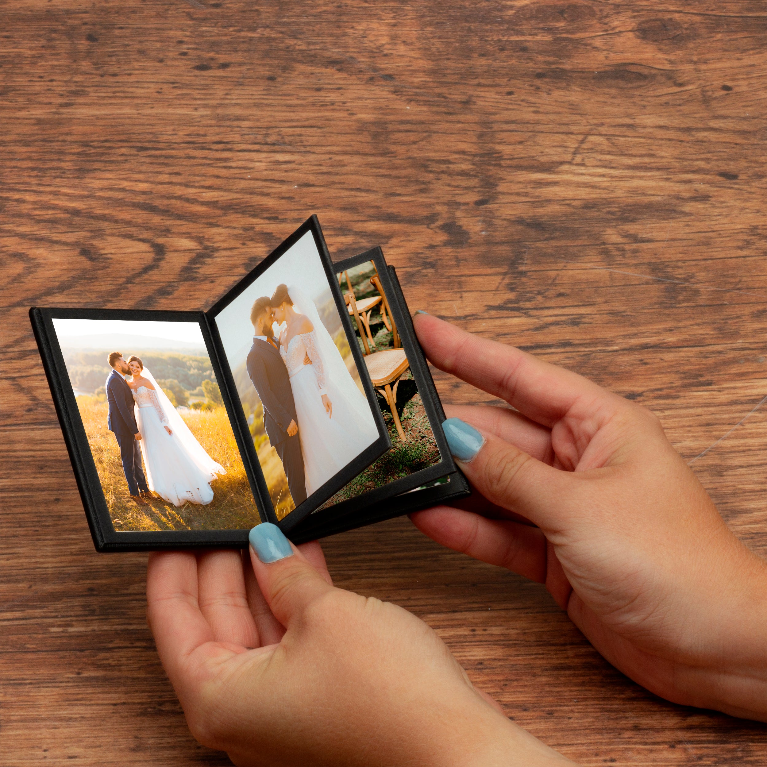 Self-Stick Mini Accordion Albums