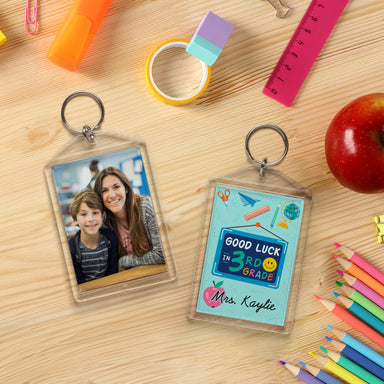 Clear snap together keytags for school photos and personalized gifts. Sold in bulk.