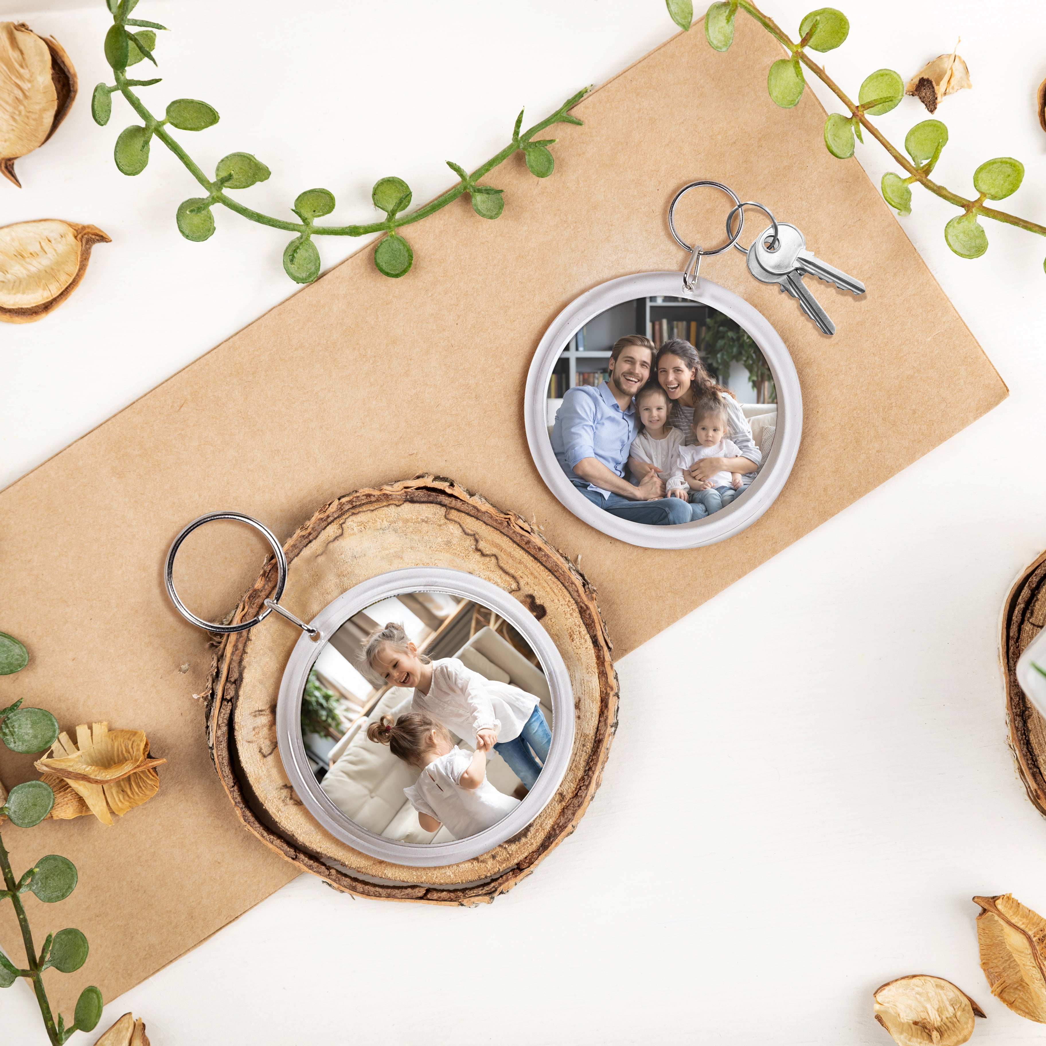 Snapins Circle Photo Keychain