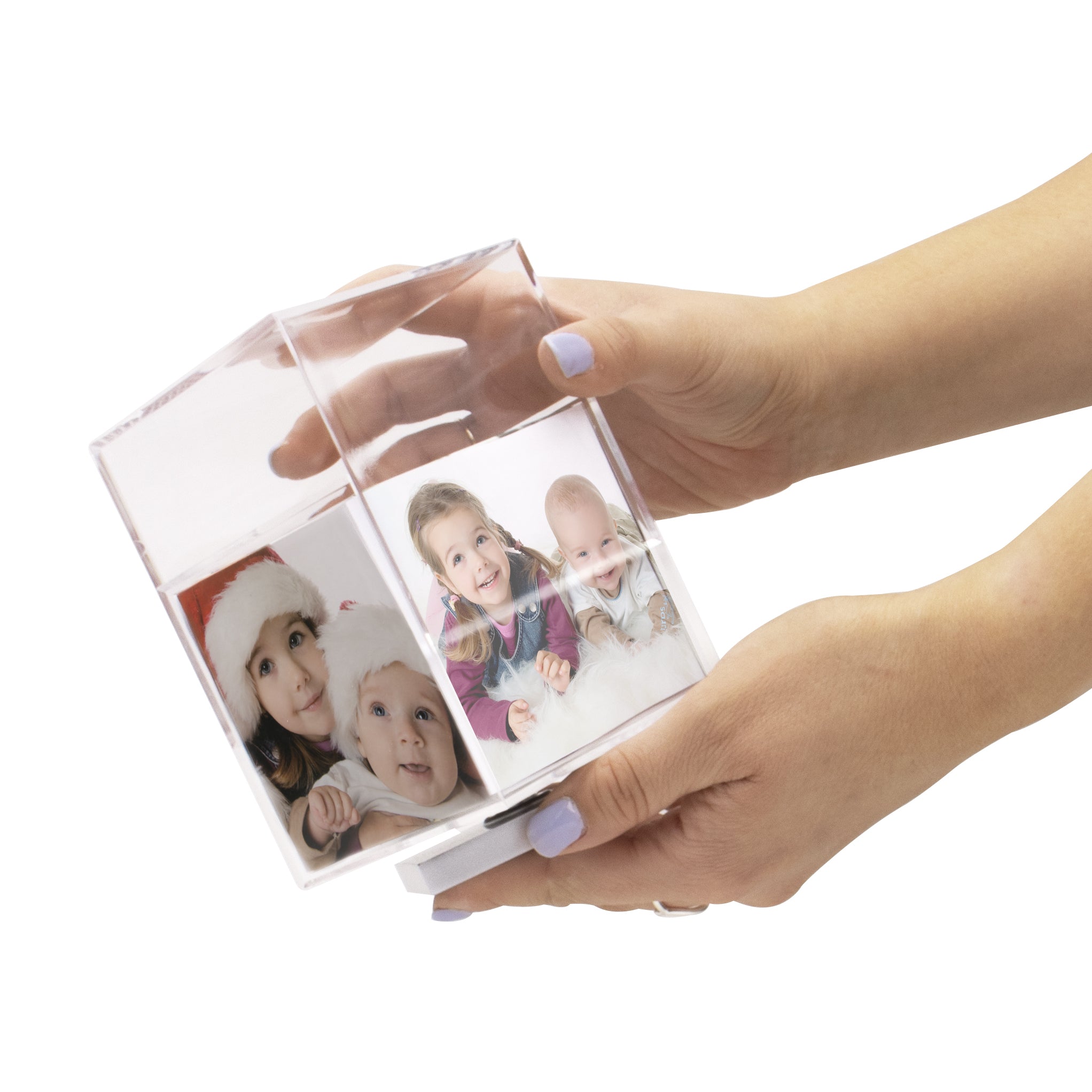 Spinning Photo Cubes