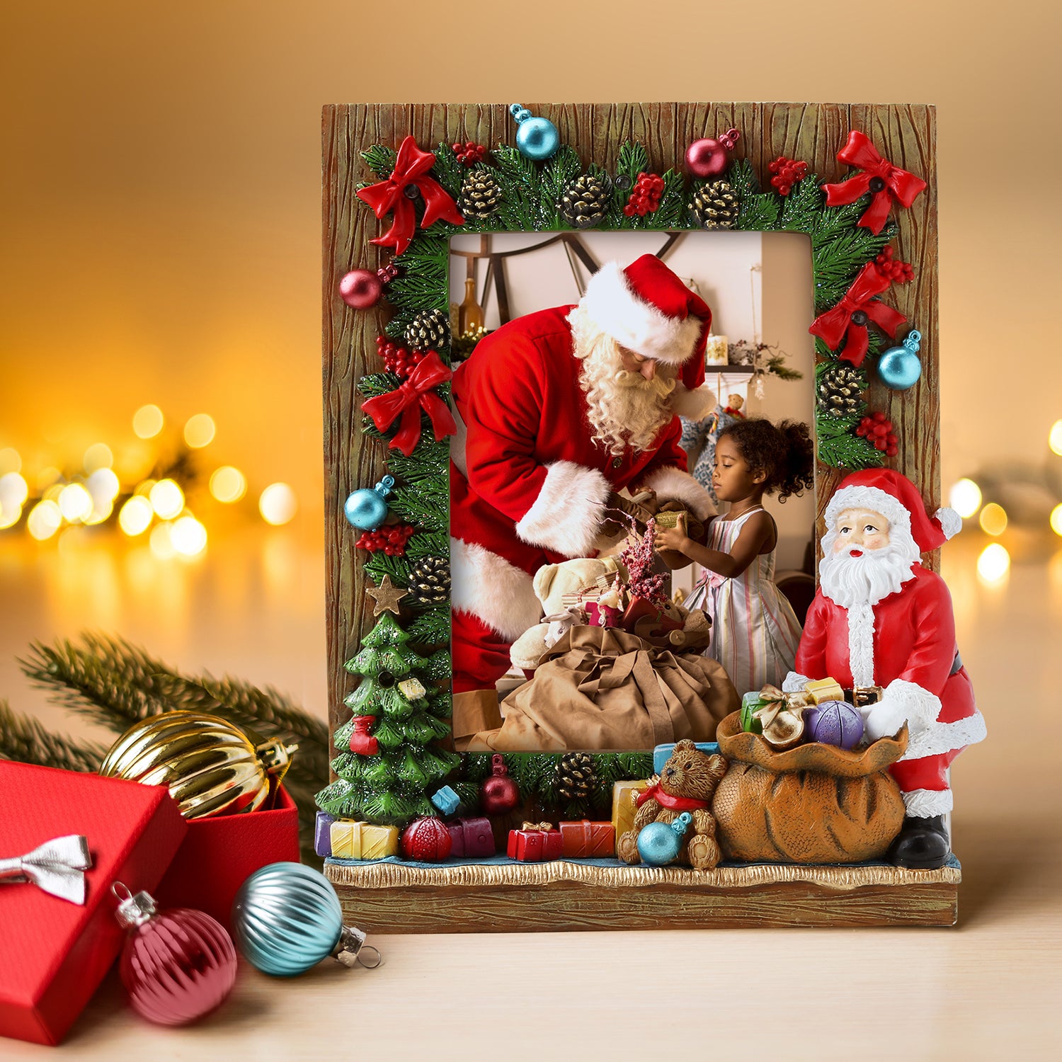 5" x 7" Garland and Bows Christmas Resin Frame