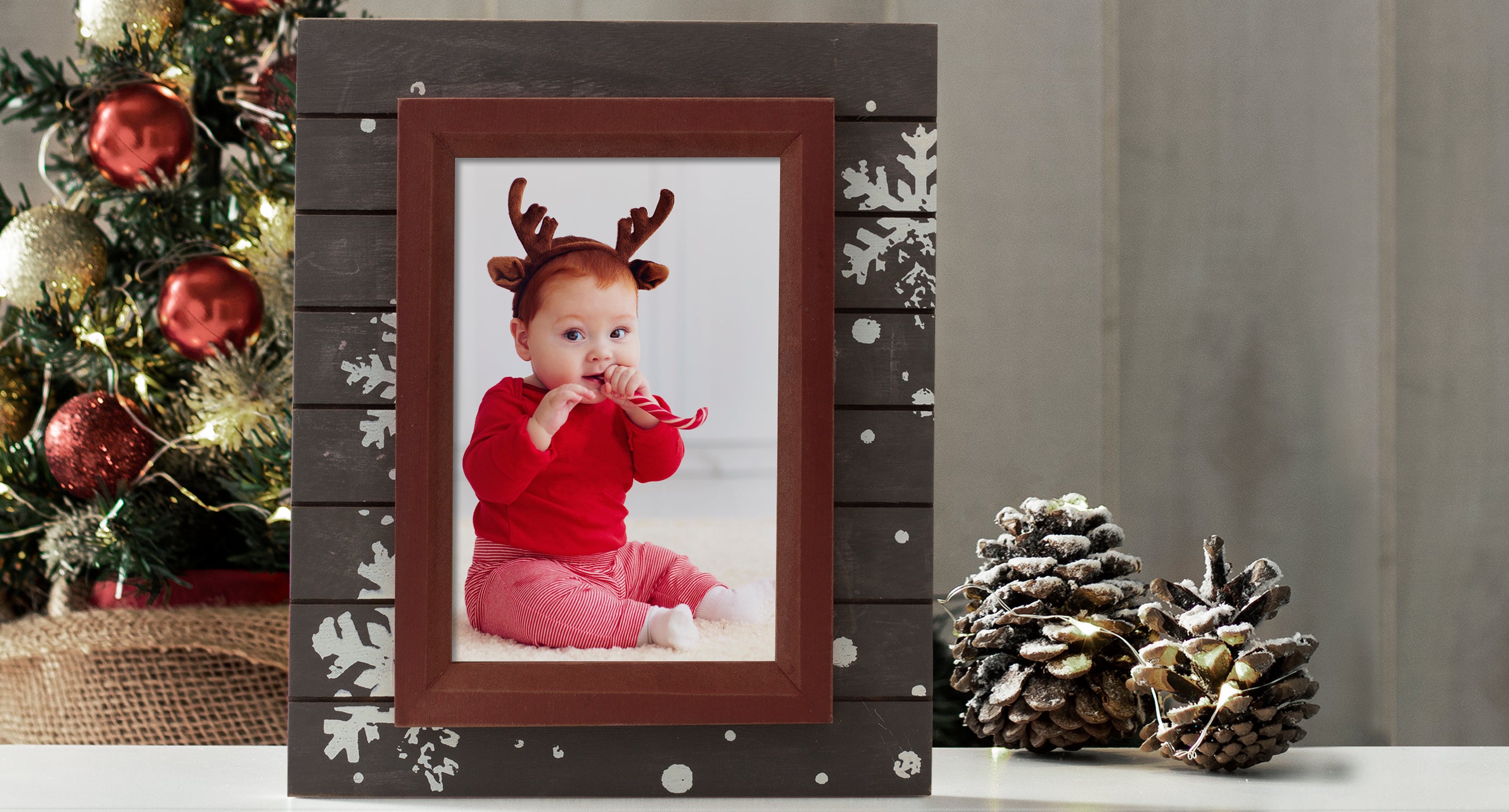 Winter Snowflake Brown 4" x 6" or 5" x 7" Wood Picture Frame