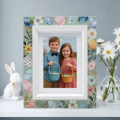 High-end wood Easter picture frame for pro photographers events and portrait sessions. Sold in bulk for B2B sales at wholesale prices.